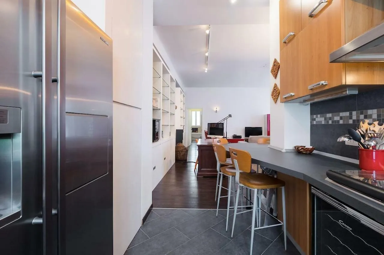 Flatty Apartments - Stelvio Milão
